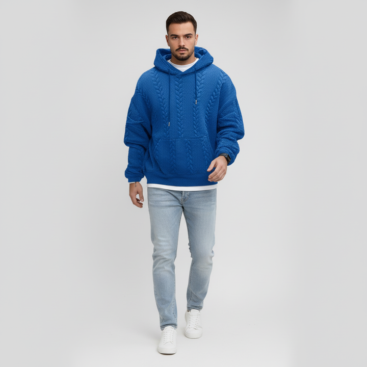 Herr Logan huvtröja, flätstickad pullover. Stickad tröja för casual höstmode.