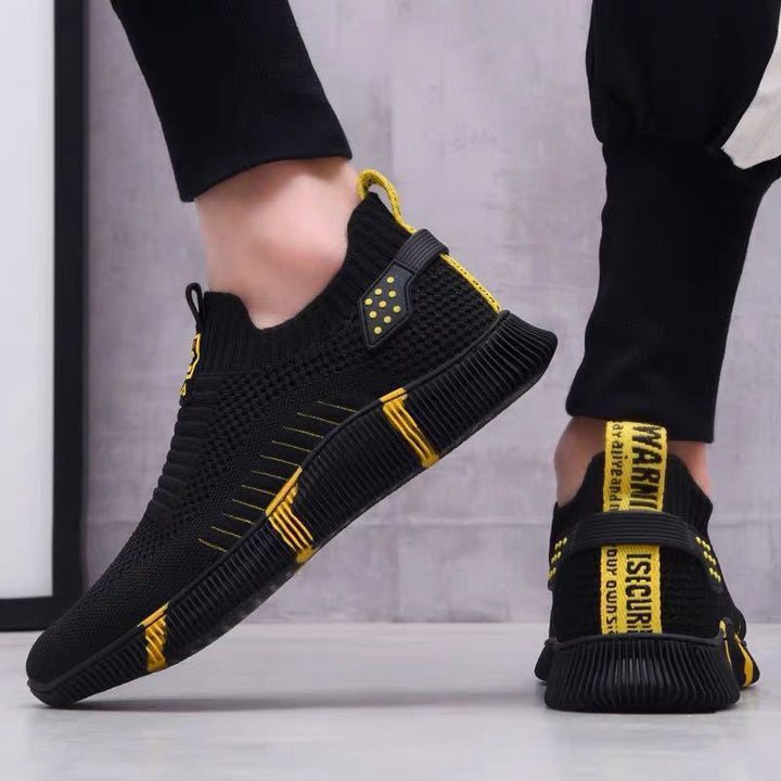 "Herr Flyknit sportskor: Andningsbar mesh, robust gummisula, sportig design för löpning och vardagliga äventyr."