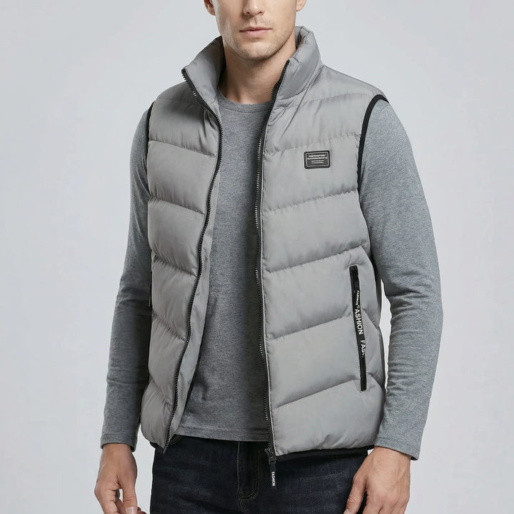 Herr fritidsväst "Elijah": Quiltad design med dragkedja, bekväm för lager på lager och casual stil.