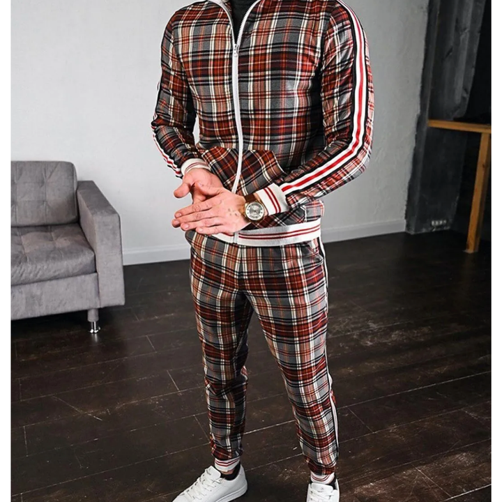 Helfigur vy av man som bär den rutiga herr joggingoverallen, visar aktiv och modern stil.