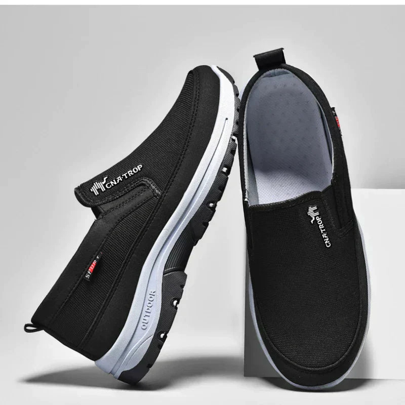 Lätta herr slip-on promenadskor "John", perfekta för bekväma steg och stöd hela dagen.