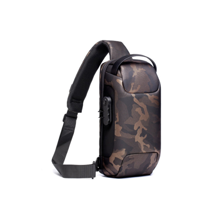 "Herr Motorcykel Bröstväska med USB-port, stöldskydd och multifickor i slitstarkt Oxford-tyg, perfekt för äventyr."