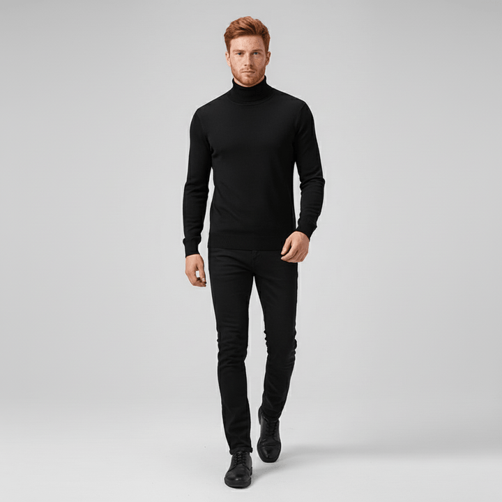 Enfärgad herrpolotröja med slim fit, ett elegant val för höstens och vinterns garderob.