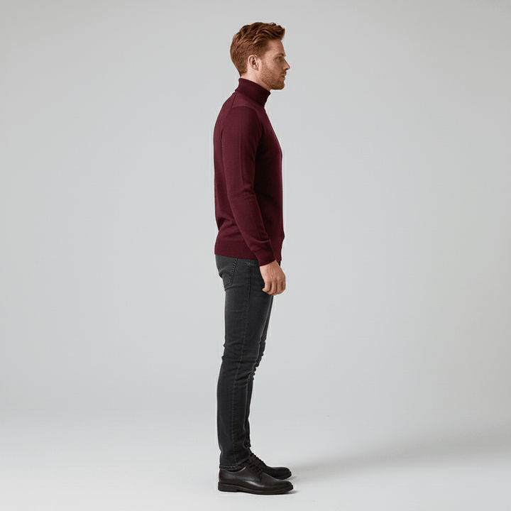 Sofistikerad herrpolotröja i slim fit, ett mångsidigt basplagg för den medvetne mannen.