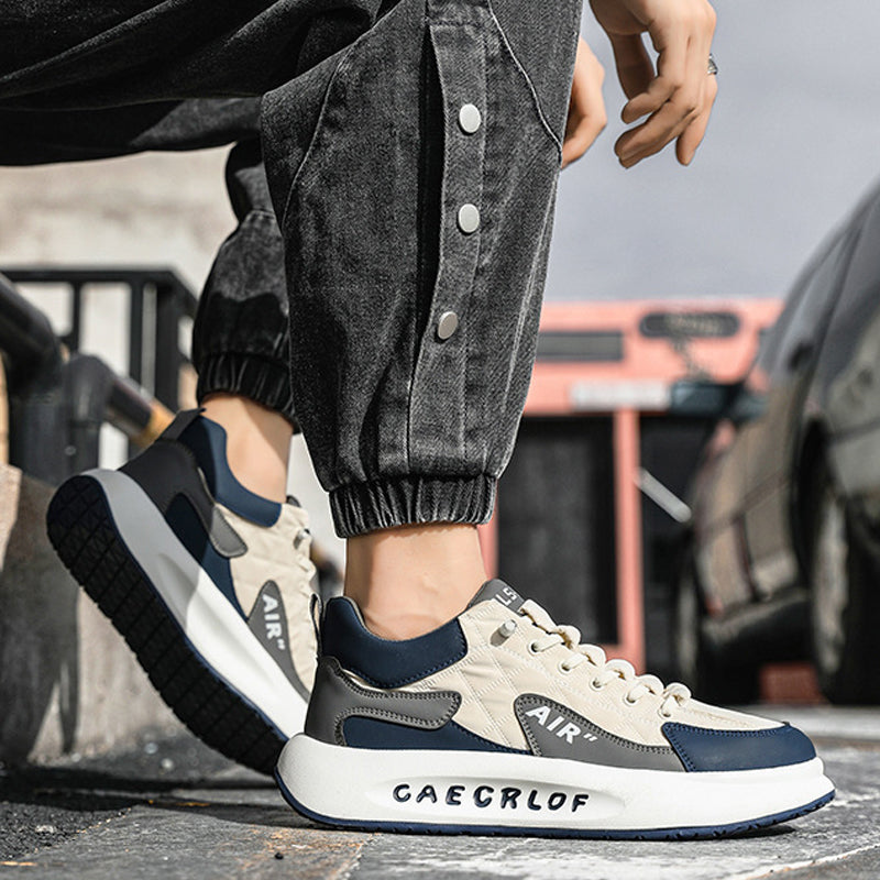 "Herr Sneakers i duntyg med tjock sula, elegant design, slitstark och bekväm, perfekt för sport och vardag."