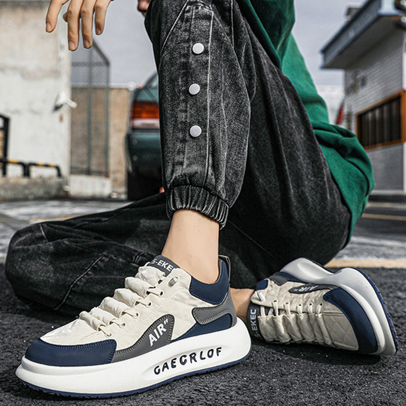 "Herr Sneakers i duntyg med tjock sula, elegant design, slitstark och bekväm, perfekt för sport och vardag."