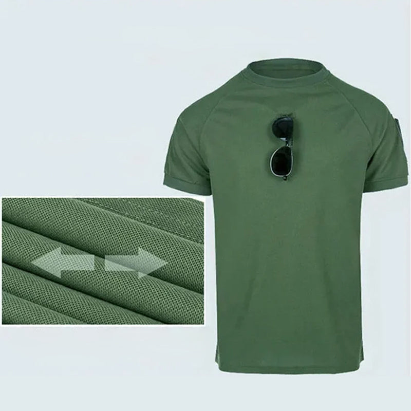 Herr stretchig snabbtorkande T-shirt med ficka, grå färg, bröstögla för glasögon, perfekt för träning och vardag.