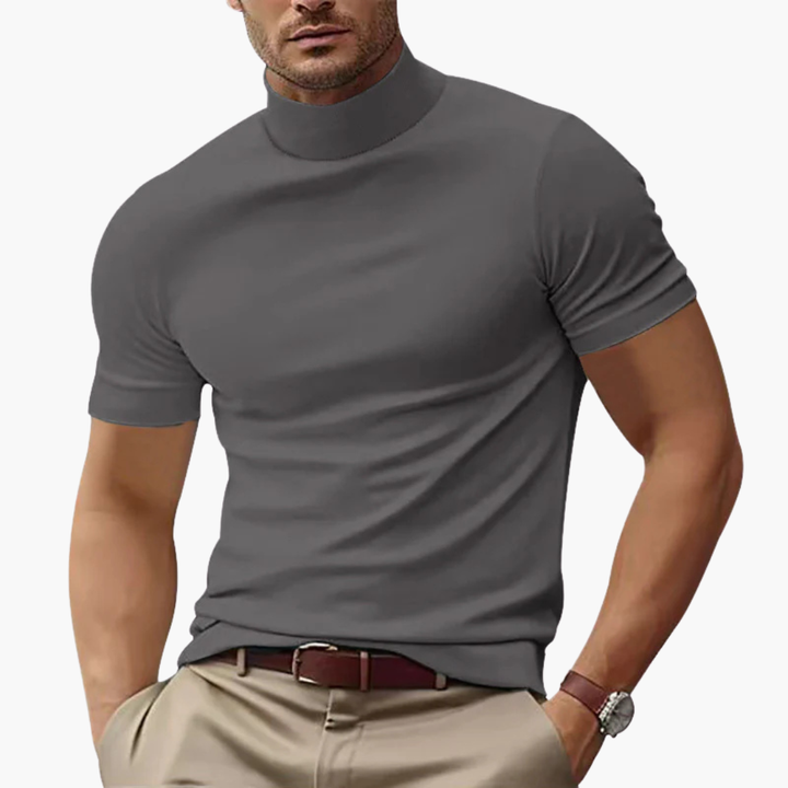 Herr t-shirt med polokrage i brun, kortärmad och modern slim fit för en uppdaterad casual stil.