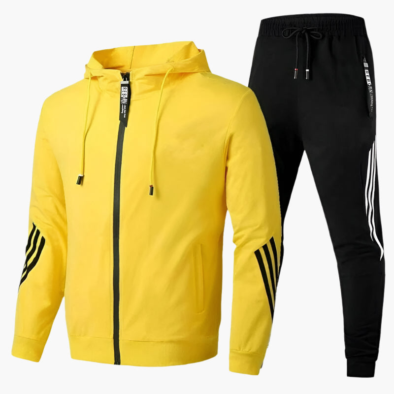 Komplett herr mjukisdräkt för män. Perfekt för sport, gym eller en avslappnad hemmakväll.