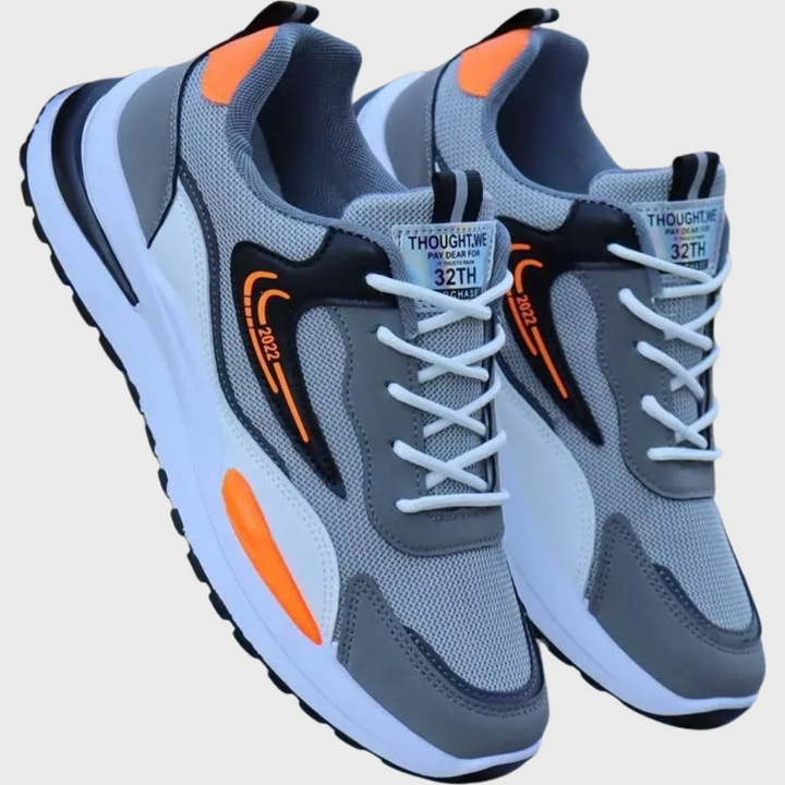 Närbild på Herr Vigo sneakers: Bekväma unisex herrskor med stilren design och kvalitetskänsla.