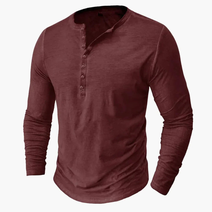 Stilren herrtröja, en bekväm Henley-modell med lång ärm. Mångsidig för både hemma och ute.