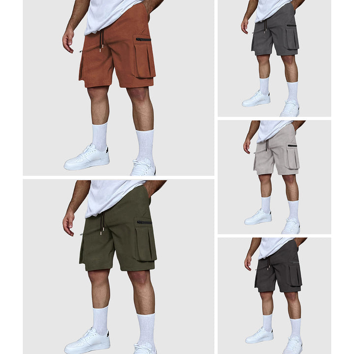 Stilrena och funktionella herrshorts i cargo-stil, perfekta för en aktiv livsstil och casual mode.