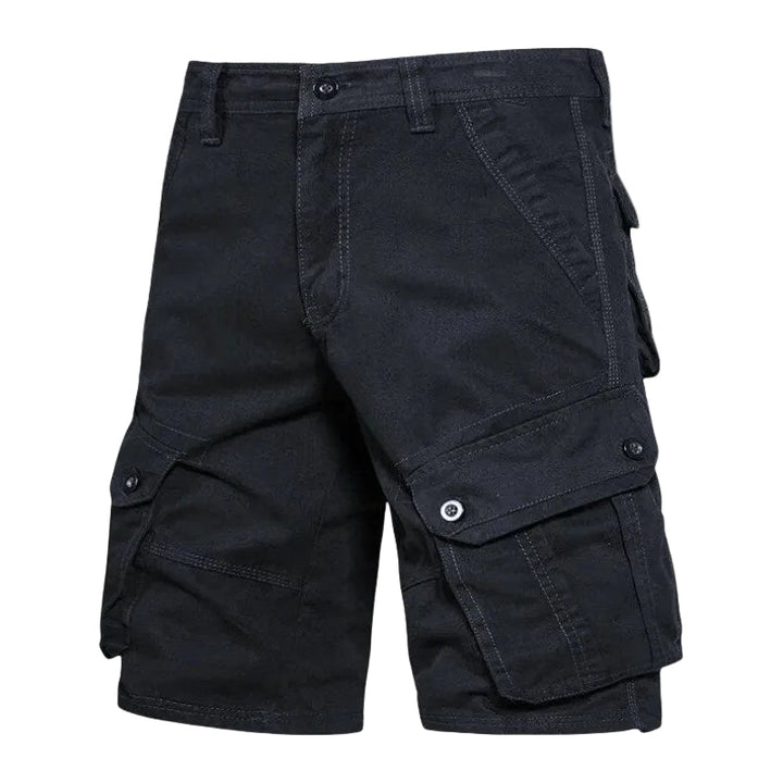 Herrars militärgröna cargoshorts, perfekt för utomhusäventyr och sommarbruk.