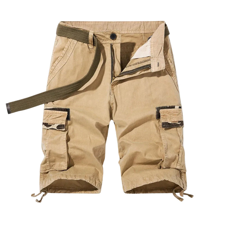 Herrars svarta cargoshorts med flera fickor, idealiska för sommar och utomhusaktiviteter.