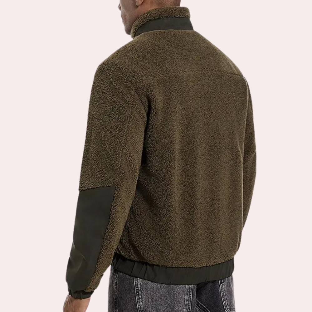 Modern herrjacka "Ronan" i trendig design. En varm och stilren vinterjacka som passar herrmode.