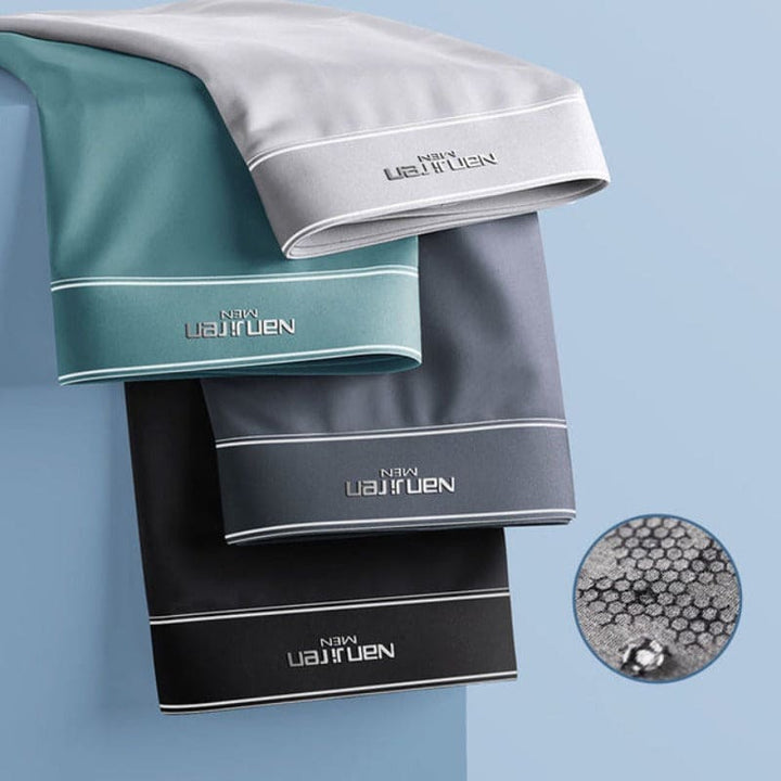 Herrboxershorts, detalj av flatlocksömmar som minskar skav, idealiska för långvarig komfort.