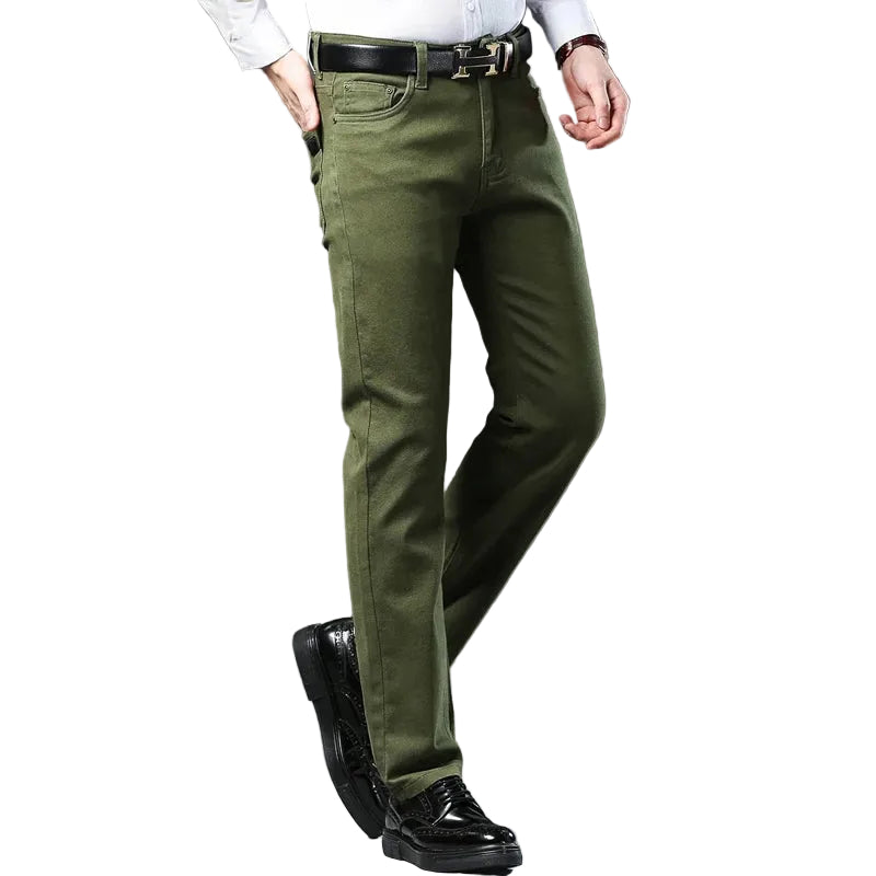 Herrbyxor, avsmalnande, stilrena och bekväma för casual kontors- eller fritidsbruk på vår/höst.