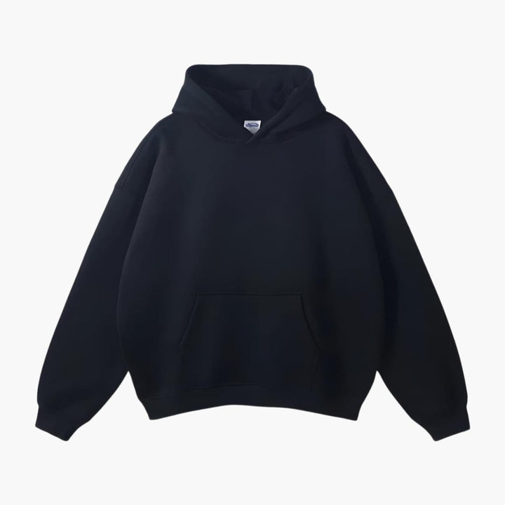 Herrhoodie med känguruficka och bekväm fast huva. Perfekt för avslappnad vardagsstil.