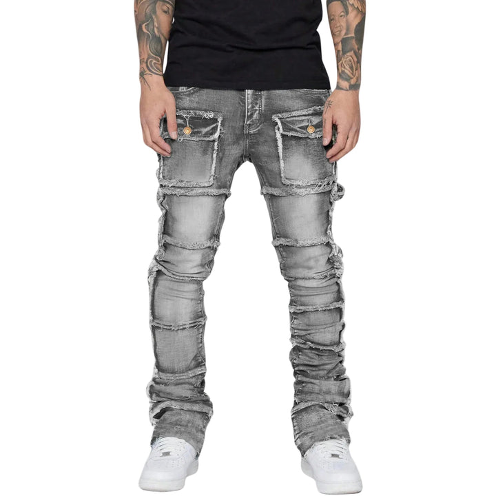 Herrjeans med distressed look i mörkgrå tvätt och modern pencil fit stil för avslappnat mode.