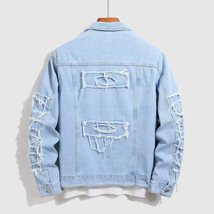 Slimmad blå jeansjacka för herrar med robust design, en mångsidig vår- och höstjacka.