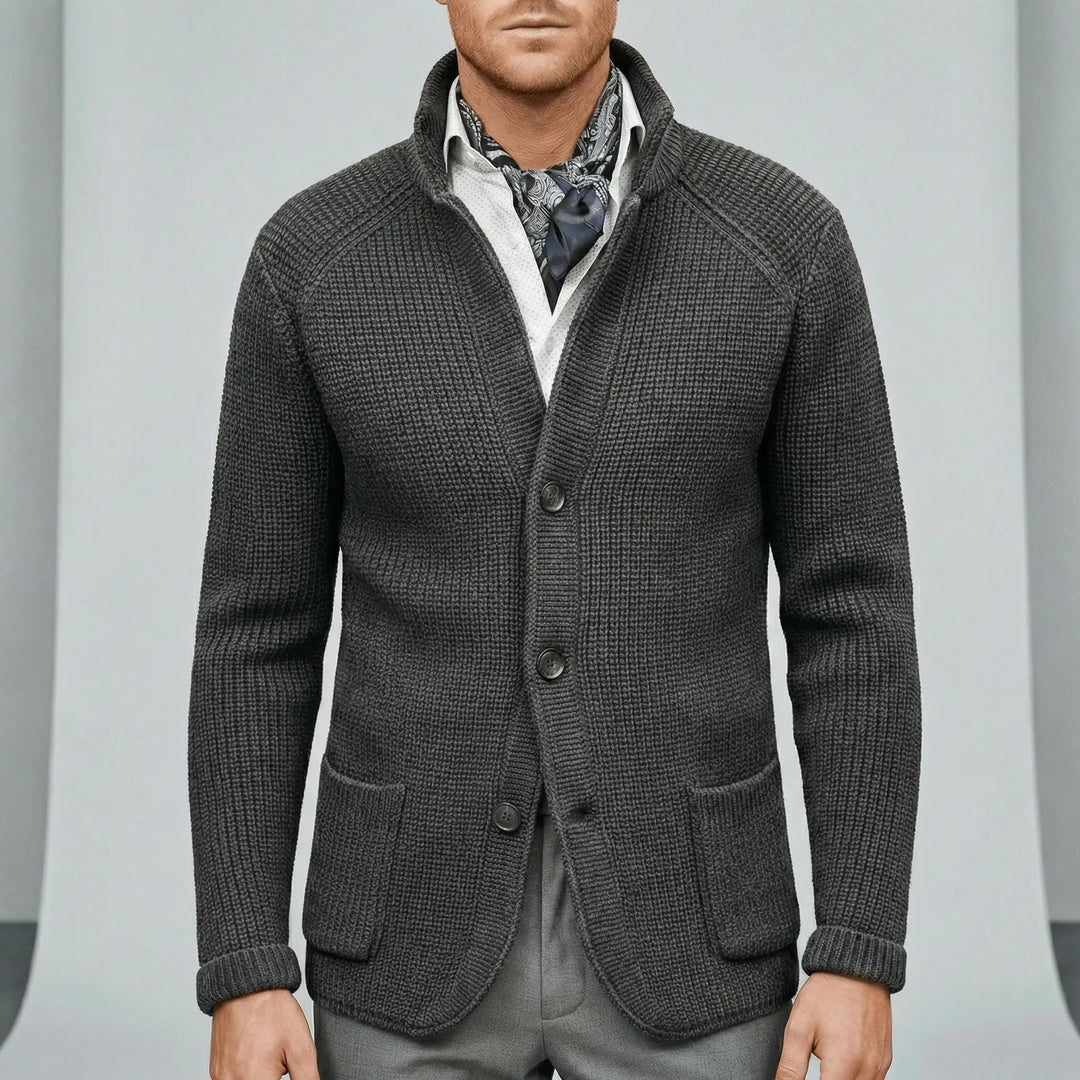 Höstmode: Långärmad texturerad herrkofta Daniel. Knappkofta som mellanskikt, bekväm & elegant för vinter.