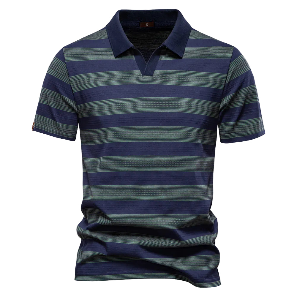 Herrpikétröja i randig design med vita ränder, klassisk för en avslappnad sommarlook, optimal komfort.