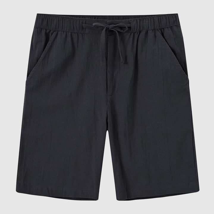 Herrshorts i linne för en avslappnad passform, perfekta för varma sommardagar.
