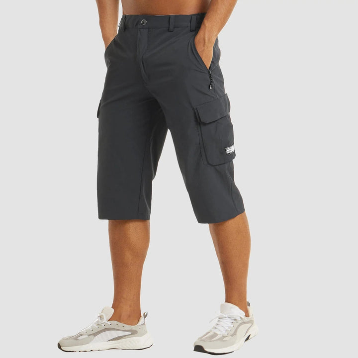 Snabbtorkande herrshorts, cargomodel, perfekta för utomhusäventyr och fritidsaktiviteter.