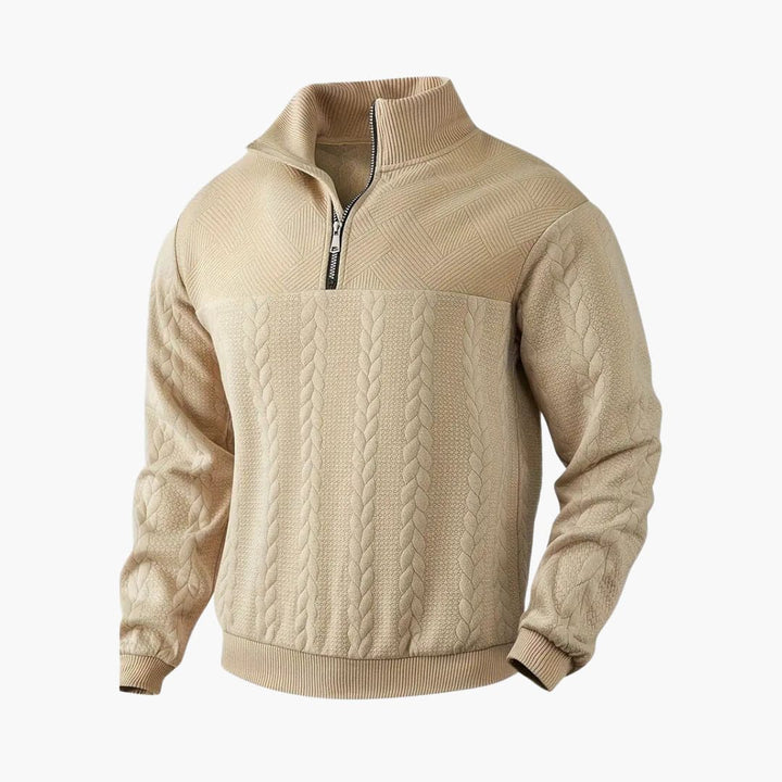 Herrtröja i flätstickad stil med halv dragkedja. Trendig pullover för män, perfekt för höstmode.