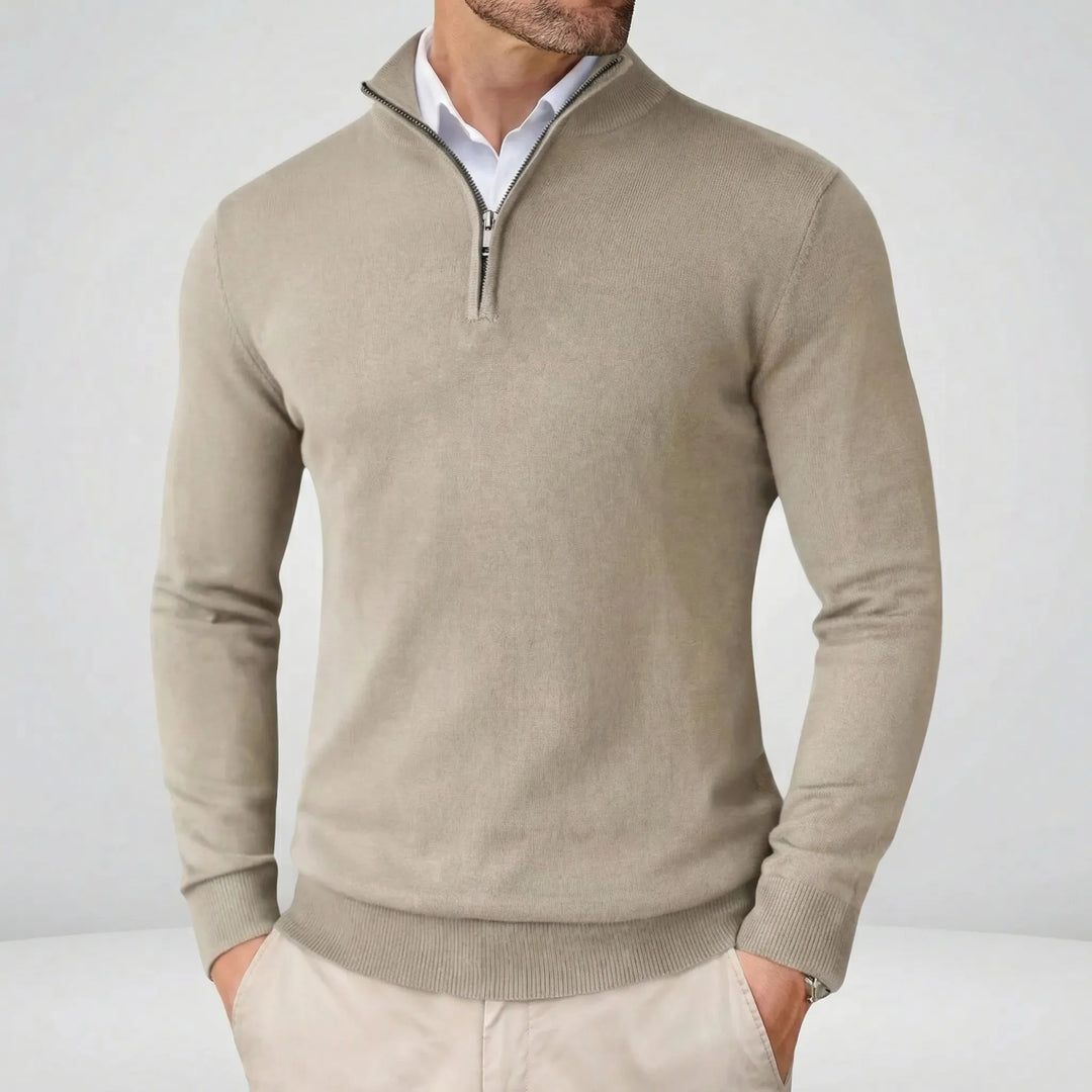 Herrtröja med halvdragkedja i modern passform. Långärmad pullover som kombinerar komfort och elegans.