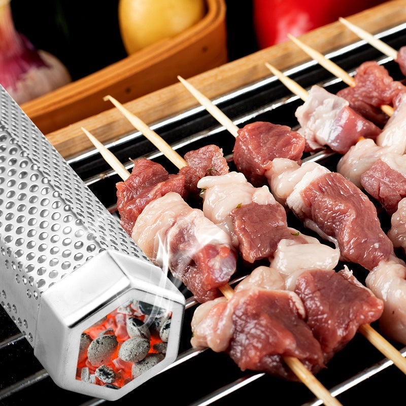 "Hexagonalt rökrör i rostfritt stål för grill, robust design, ger jämn rökutveckling för BBQ, kompatibel med alla grillar."