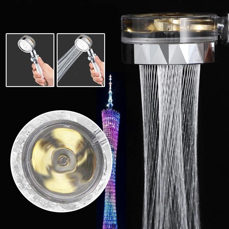 "Högtrycksroterande duschhuvud i silver med modern design, förbättrar vattentryck och sparar vatten i badrummet."