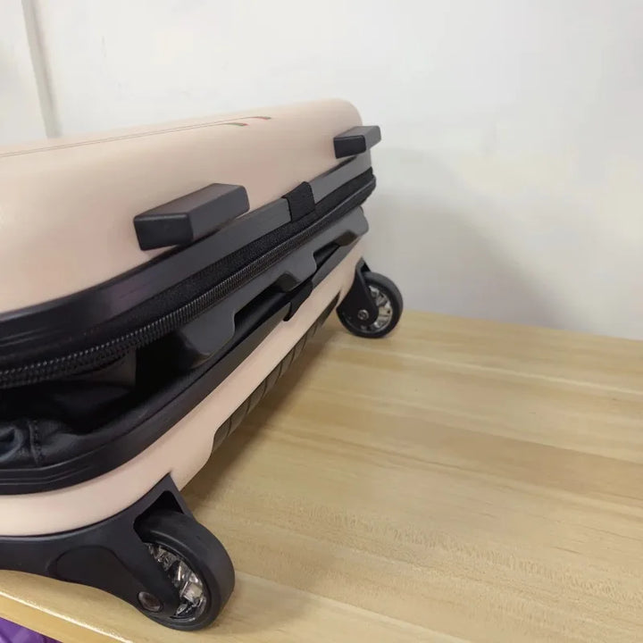 Kompakt hopfällbar resväska. Perfekt förvaring som tar lite plats, smart för weekendresor. Flexibel packning.