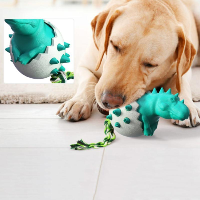 "Hund tuggleksaker i dinosaurieägg form; mångfärgad. Perfekt för att tillgodose hundens tuggbehov och tandhälsa."