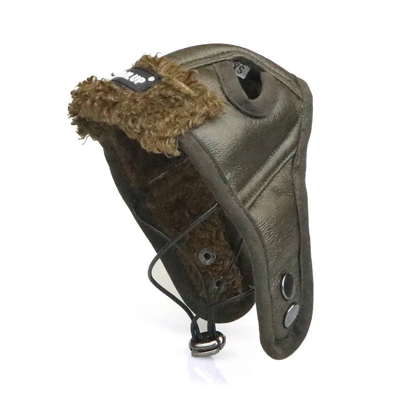 Premium hundtillbehör: Slitstarka läderöronskydd som erbjuder värme och komfort i kyla.