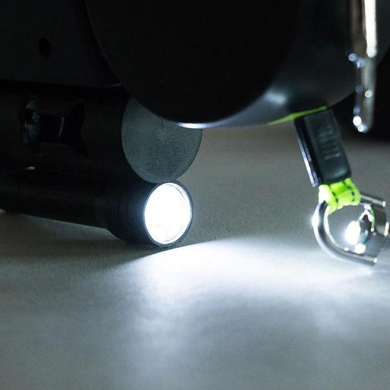 "Husdjur automatisk dubbelkoppel med LED-belysning, antilindningsdesign, blå variant, reflekterande nylon."