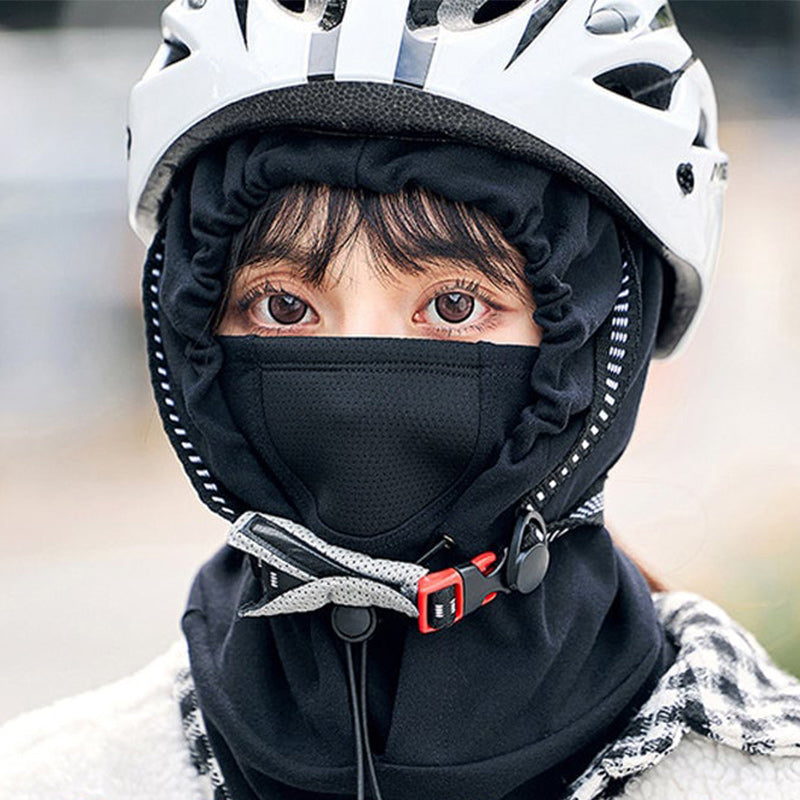 "Huvtröja med ansiktsmask och nackvärmare för vintercykling, i mjukt polyestermaterial, färg svart."