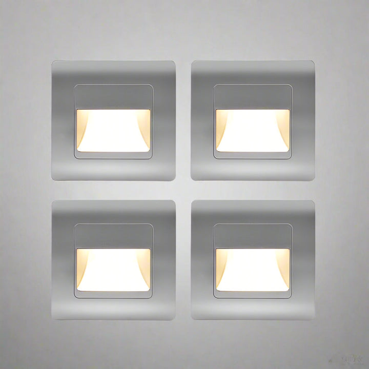 LED trappbelysning med färgval (varm/kallvit) & rörelsesensor. Anpassad belysning för komfort.