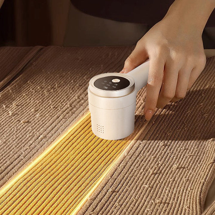 "Intelligent gröngul hårbollstrimmer med digital skärm och rostfritt stålblad för alla tyger."