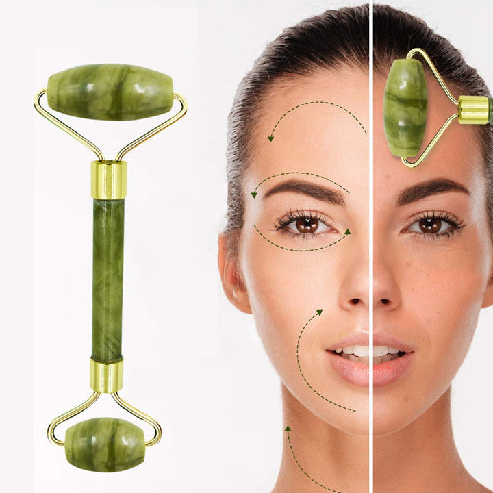 "Jade roller och gua sha av grön jade för ansiktsmassage, främjar hälsosam hud med naturlig lyster och anti-aging egenskaper.