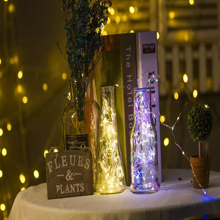 "Jul ljusslinga med koppartråd, USB-kontroll och stjärndice effekter, perfekt för vinterdekoration och feststämning."