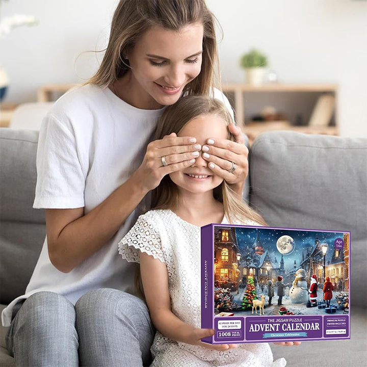 "Julig blindlåda med pussel, jultema med snögubbar och granar, överraskande unik gåva, perfekt för julstämning."