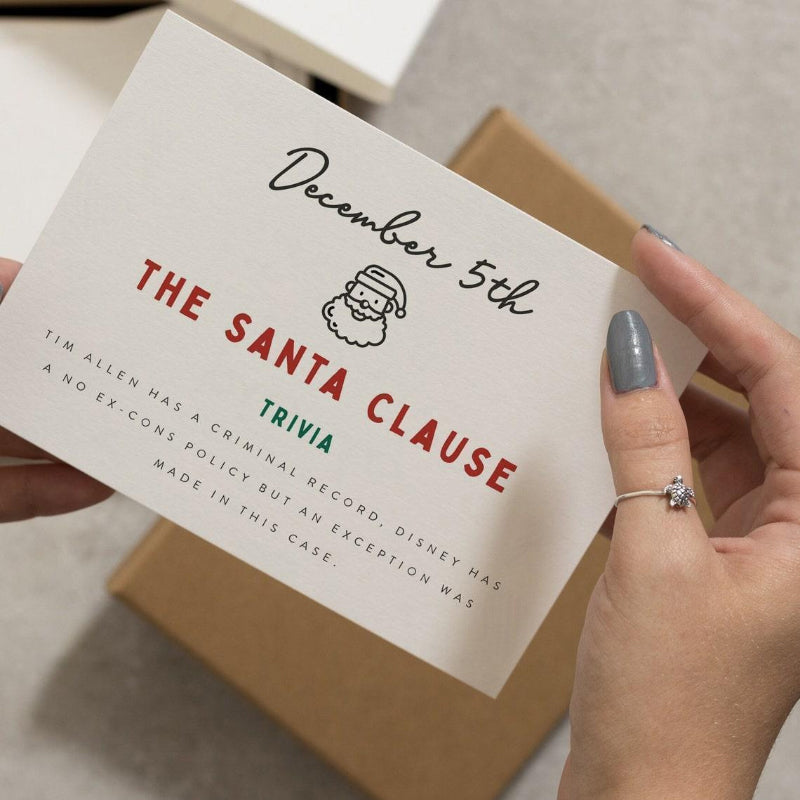 "Julkalender för vuxna med 24 återanvändbara, charmiga adventskort, perfekt för filmälskare, eleganta och hållbara."