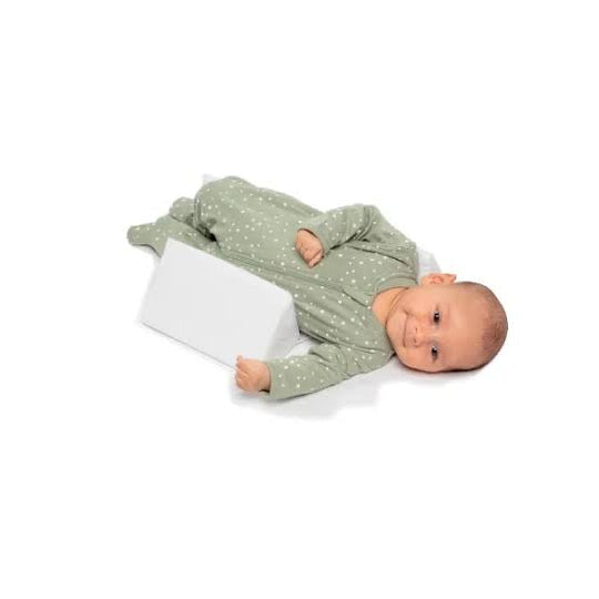 Antirullande justerbar babykudde för alla årstider, idealisk för nyfödda och spädbarn.