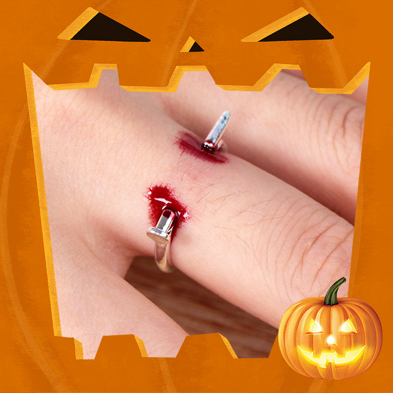 Justerbar silverfärgad Halloween-ring för damer med fyrkantig kub och spikdesign, perfekt som unik högtidsaccessoar.
