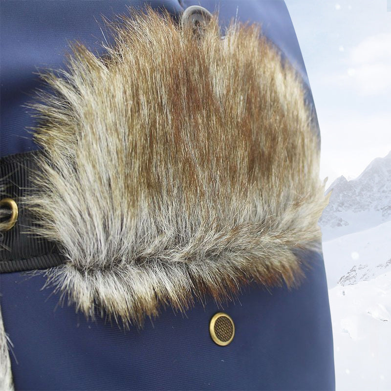 Justerbar varm fleece mössa i olika färger, vindtät och mjukt fodrad för komfort och skydd under kalla dagar.