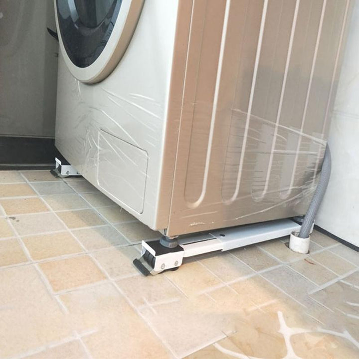 "Justerbart skjuthjul i grå plast och metall, perfekta för att flytta tunga hushållsapparater enkelt och skydda golv."