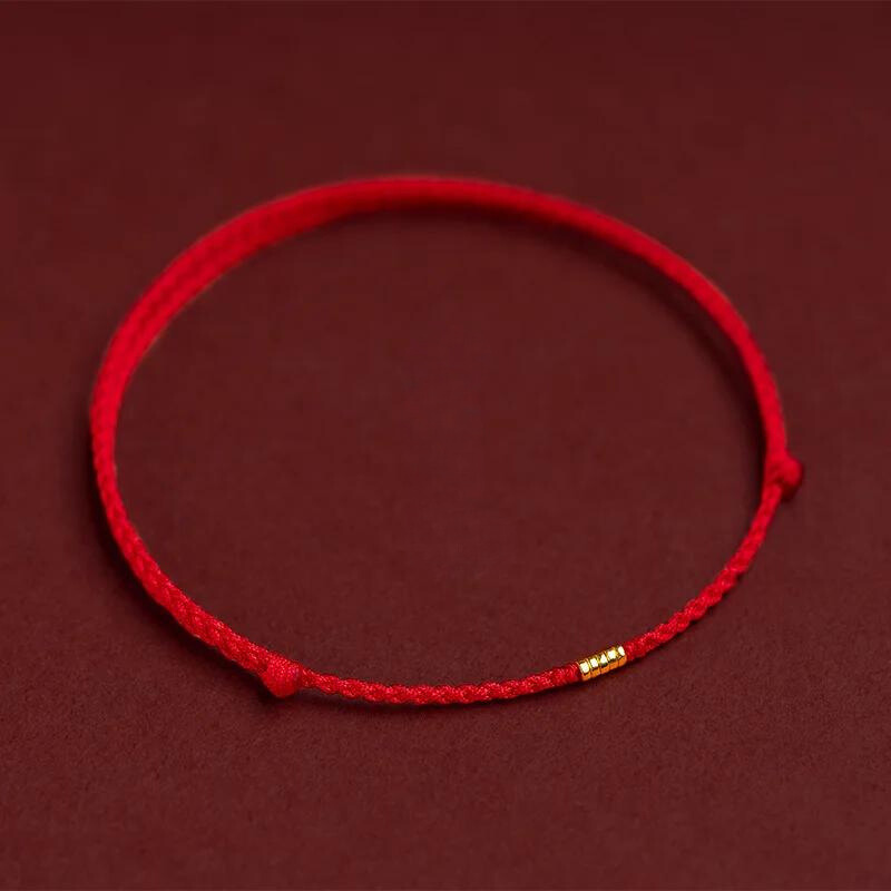 Robusta Kabbalah herrarmband med pärlor. Ett symboliskt skyddsarmband som ger positiv energi.
