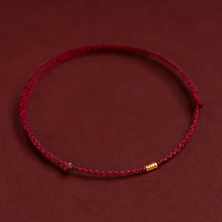 Handgjort Kabbalah energi armband med skyddande pärlor. Symboliskt smycke för dam & herr.