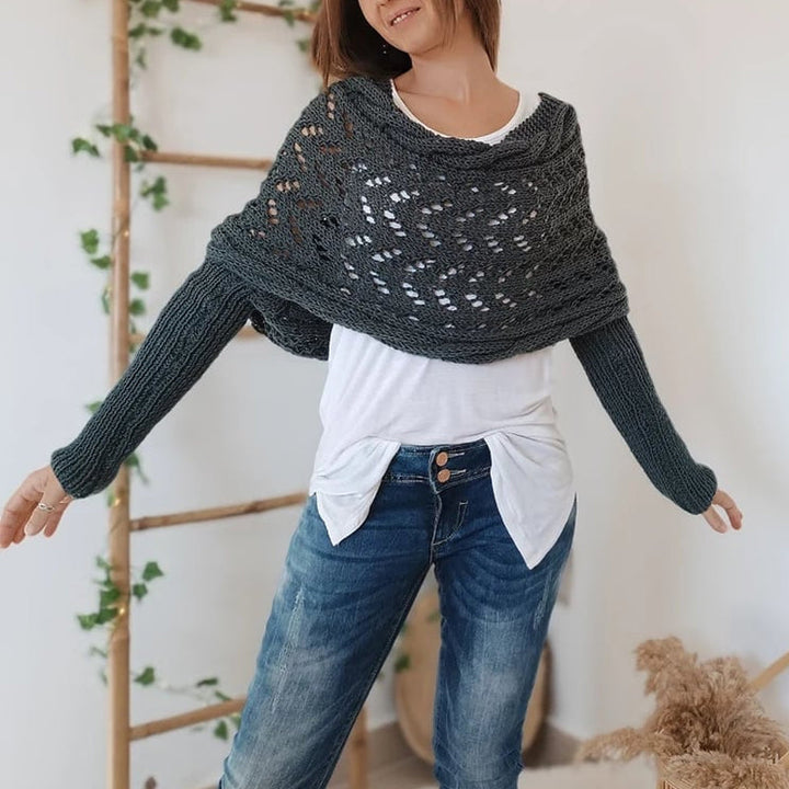 "Kabelstickad omlott i mjuk kashmirimitation för kvinnor, ljusgrå, boho stil, året runt komfort och elegans."